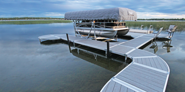 Why You Should Choose Jet Ski Docks for Personal and Business Purposes 